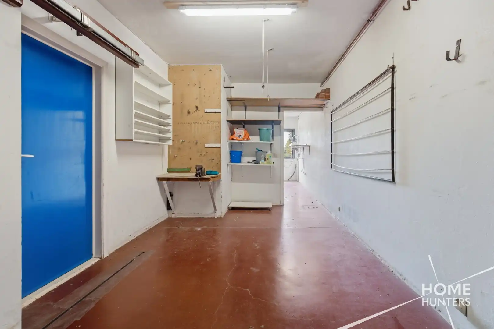 Ruime woning met oprit, garage, gunstig EPC en maar liefst 5 slaapkamers foto 12