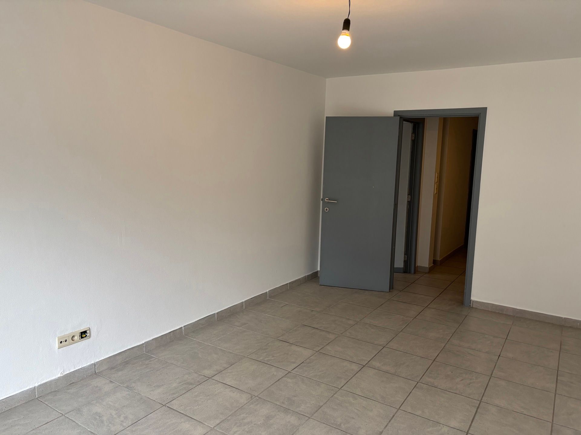 NIEUWERKERKEN - Appartement op centrale ligging foto 3