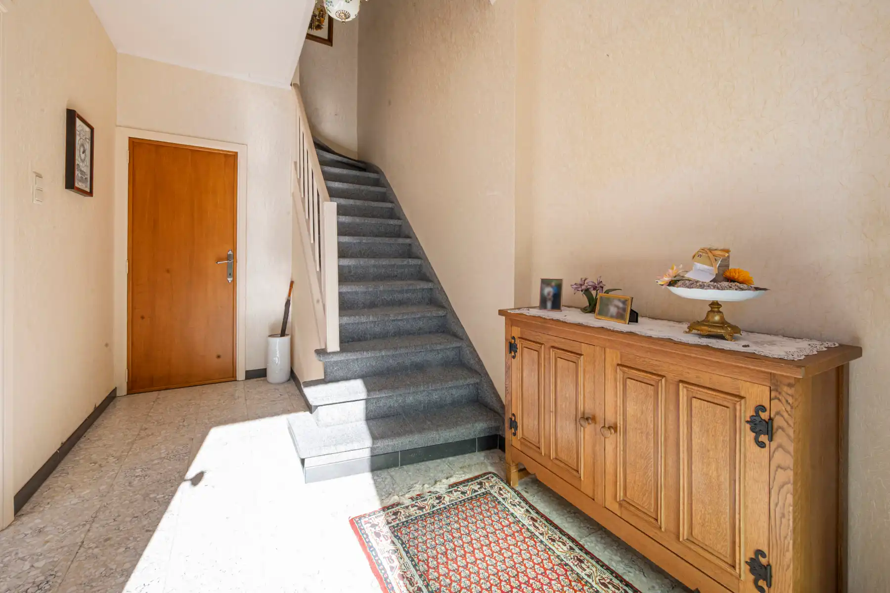 Woning met 2 garageboxen en tuin  foto 14