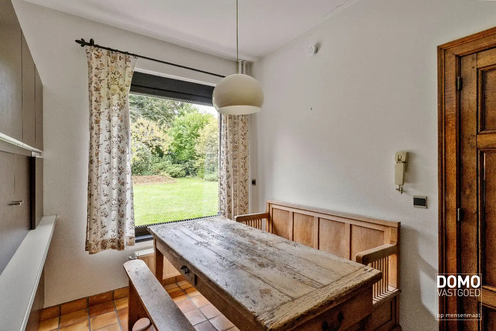 Exclusieve statige open bebouwing met zuid gerichte tuin in het centrum van Kermt (Hasselt) foto 12