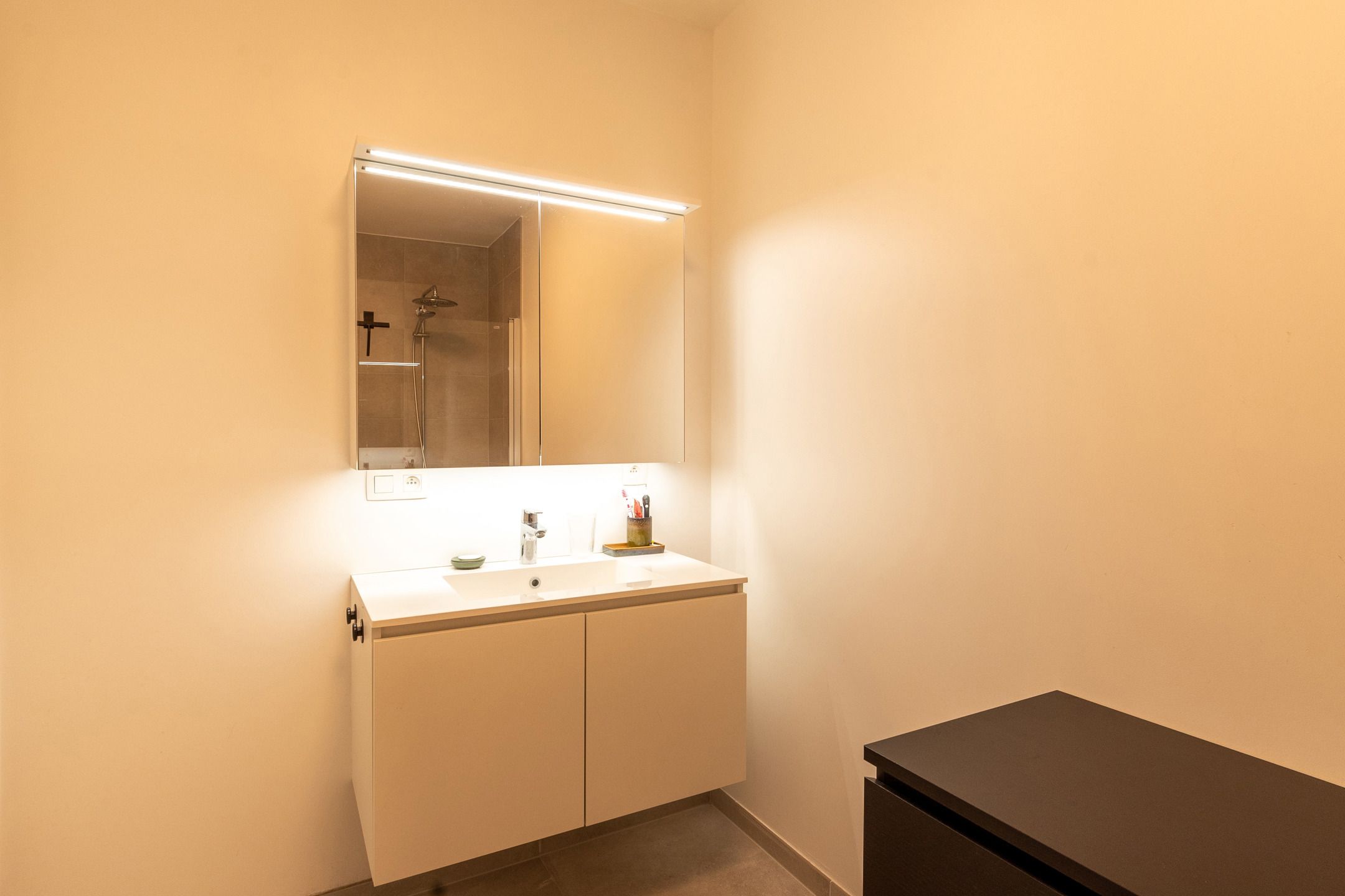 Recent BEN-appartement op A-locatie foto 20