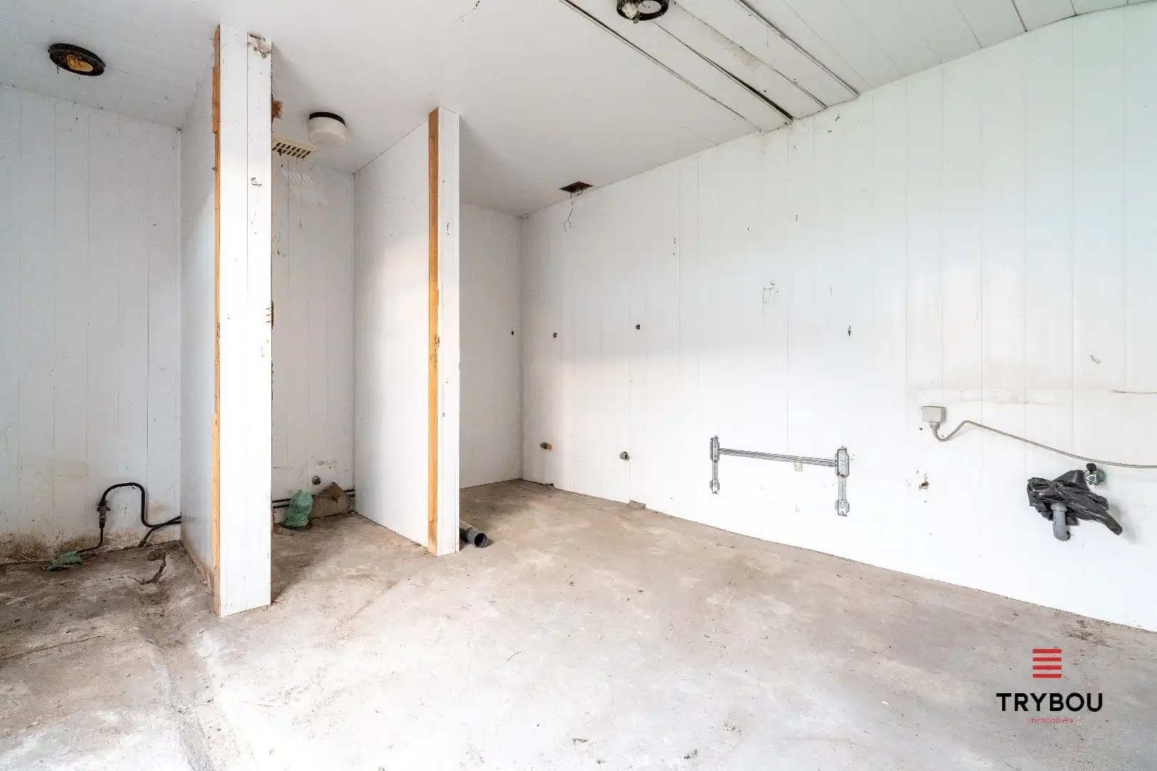 Ruime hoekwoning met tuin te Houthulst foto 14