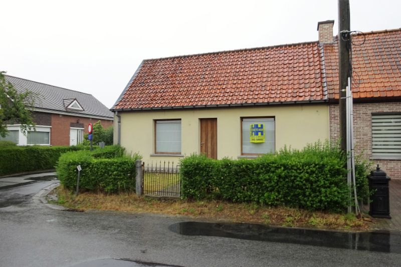 Rustig gelegen woning (HOB) foto {{pictureIndex}}