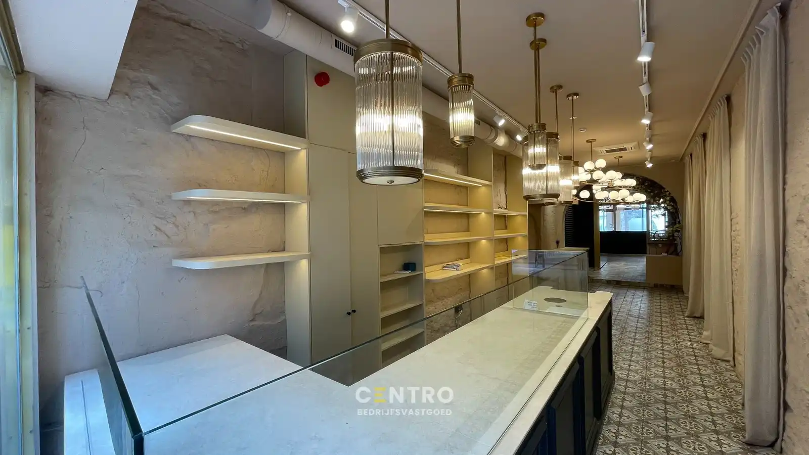 Commerciële ruimte te huur Zuidzandstraat 36 - 8000 Brugge
