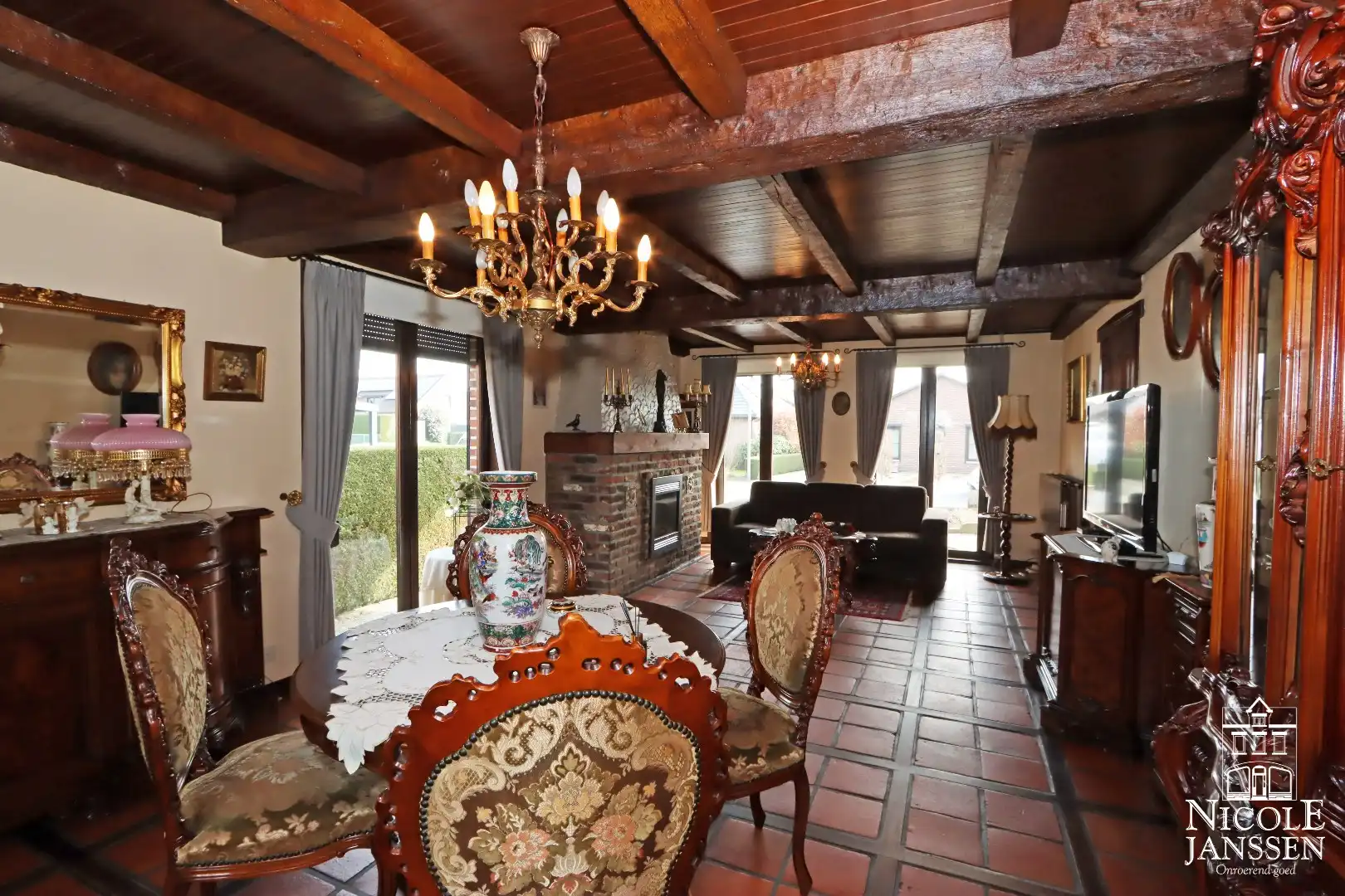 Verzorgde gezinswoning met mooie tuin in Geistingen foto 4