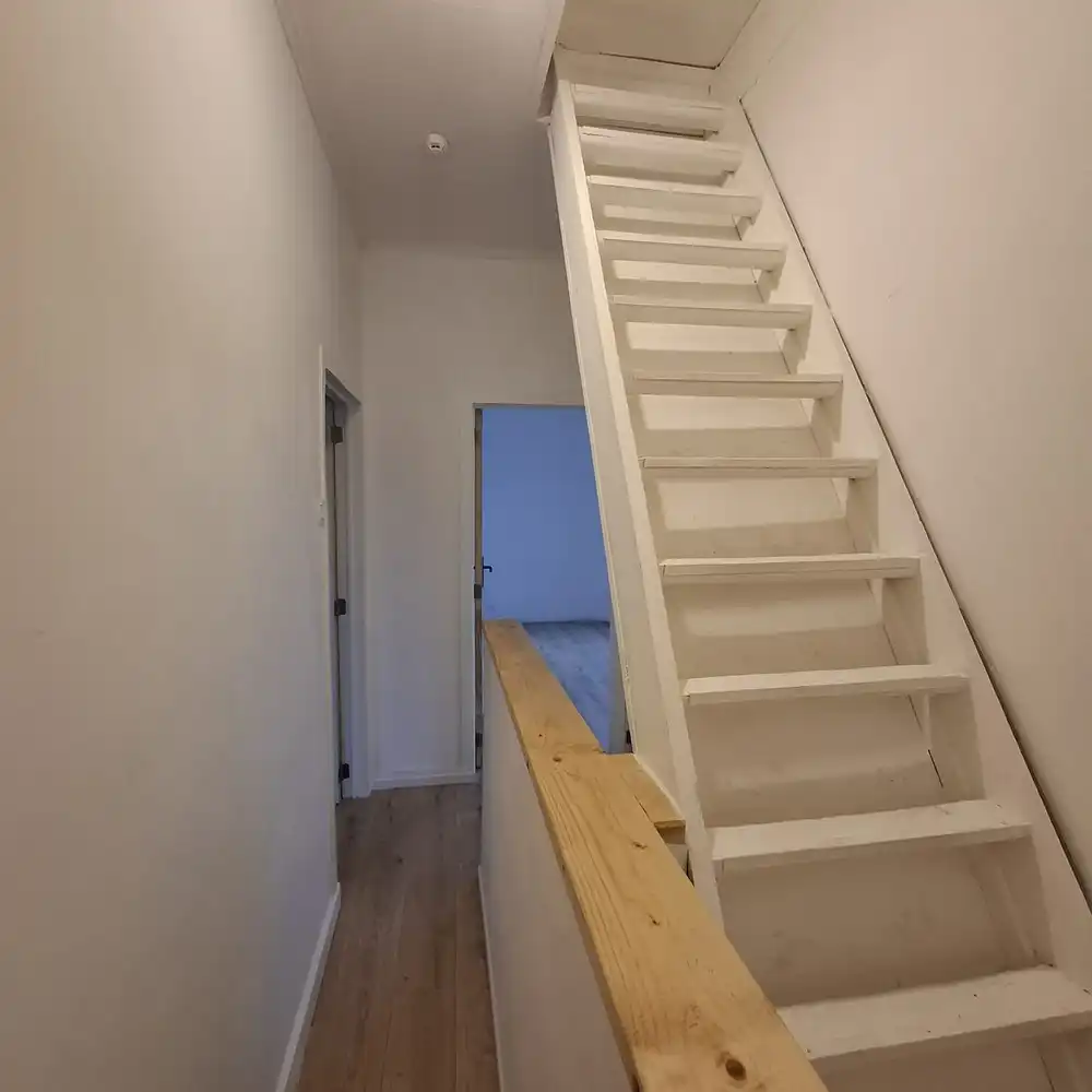 Lichtrijke hoekwoning in hartje Sint-Truiden foto 10