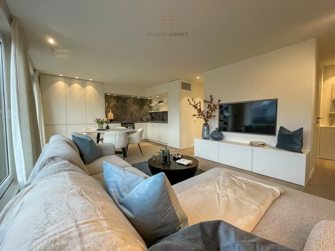 Volledig gerenoveerd penthouse in nabijheid van de zeedijk met schitterende terrassen foto 8