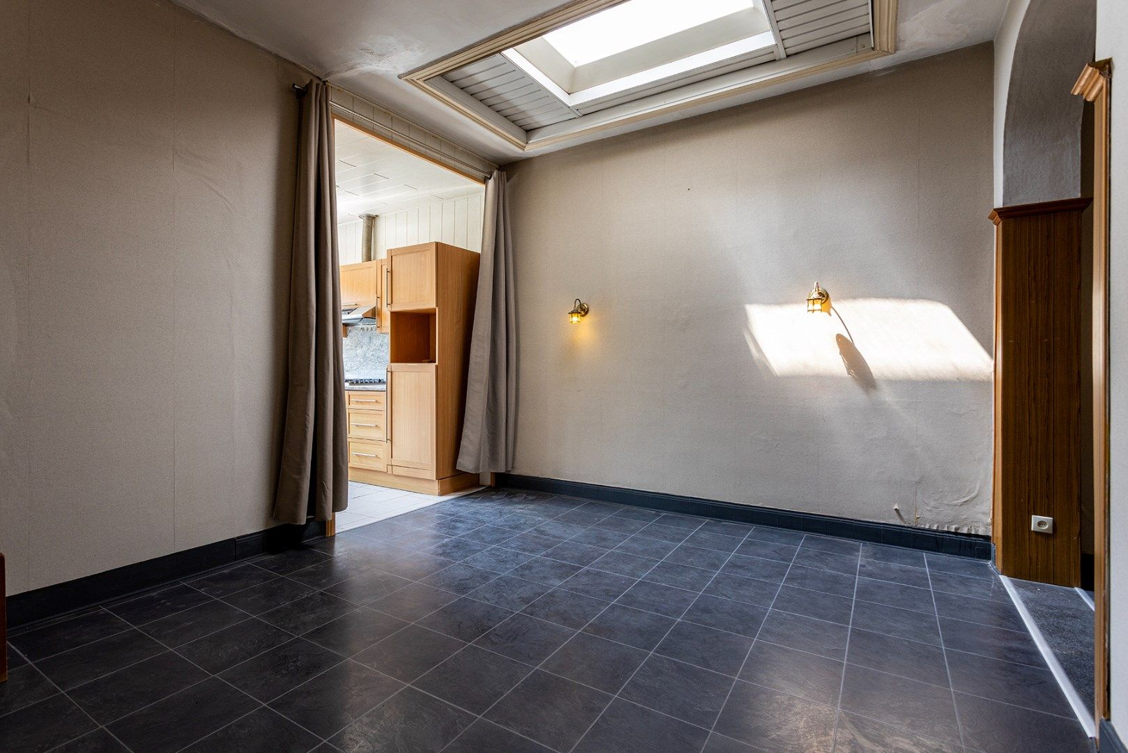 Prachtige woning met 4 slaapkamers en tuin! foto 8