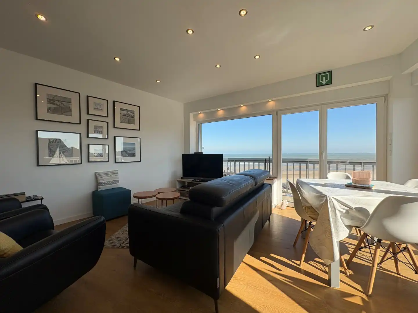 Stijlvol vernieuwd hoekappartement op de 6e verdieping met fenomenaal zeezicht foto 21