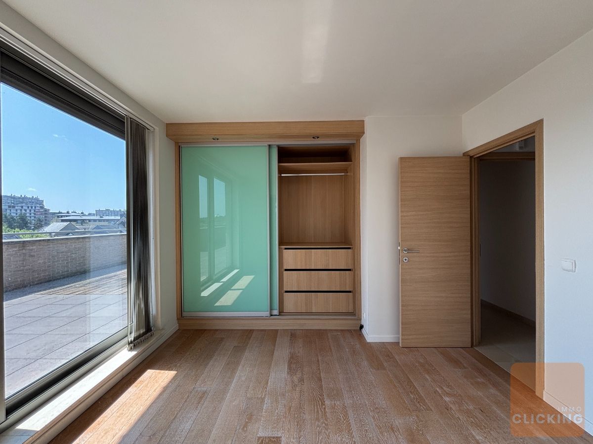Uitzonderlijke penthouse met 3 slaapkamers en fantastisch terras (200m2) foto 14
