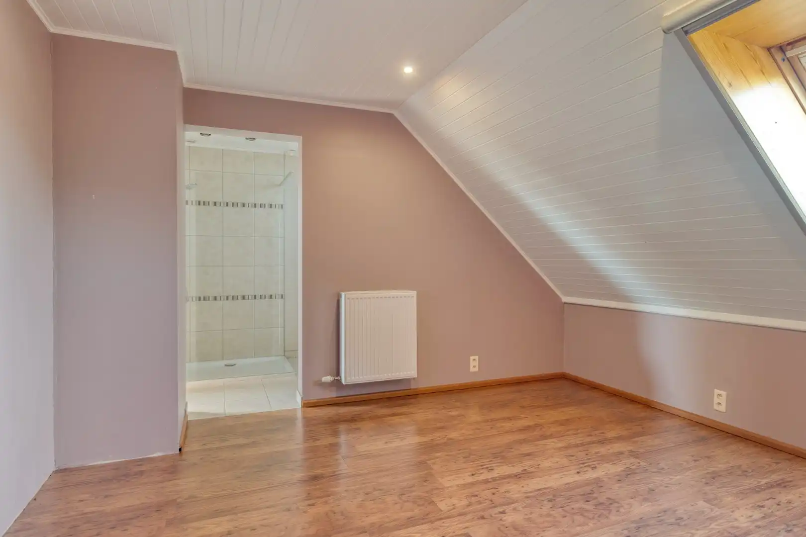 Rustig gelegen woning met 4 slpks en 2 badkamers op 691 m² te OLV Olen ! foto 22