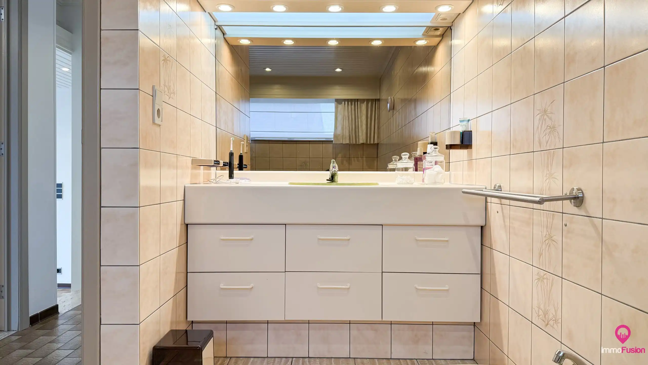 Woning met moderne keuken en grote bewoonbare oppervlakte! foto 26