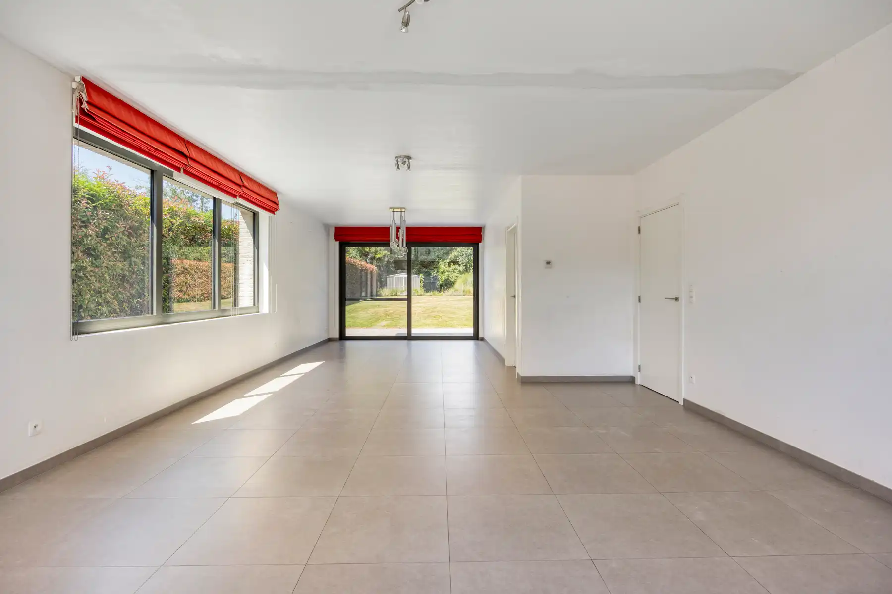 Ruime energiezuinige en instapklare villa in Wemmel foto 5