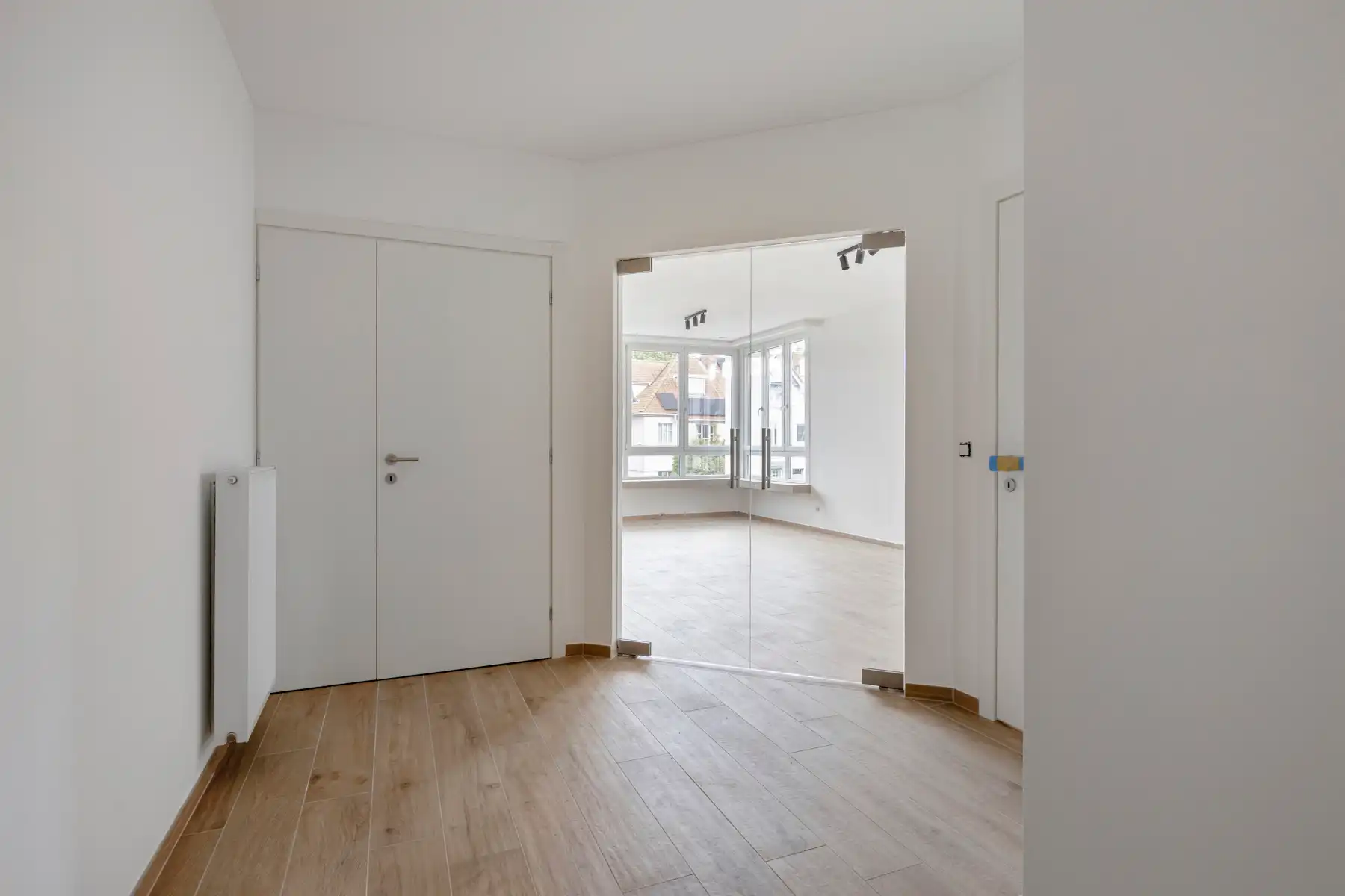 Gerenoveerd 2-slpk appartement in wijk Pulhof Berchem foto 3