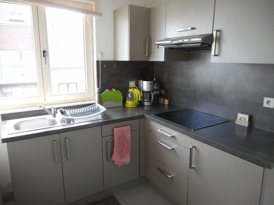 GUNSTIG gelegen appartement te LANAKEN foto 4