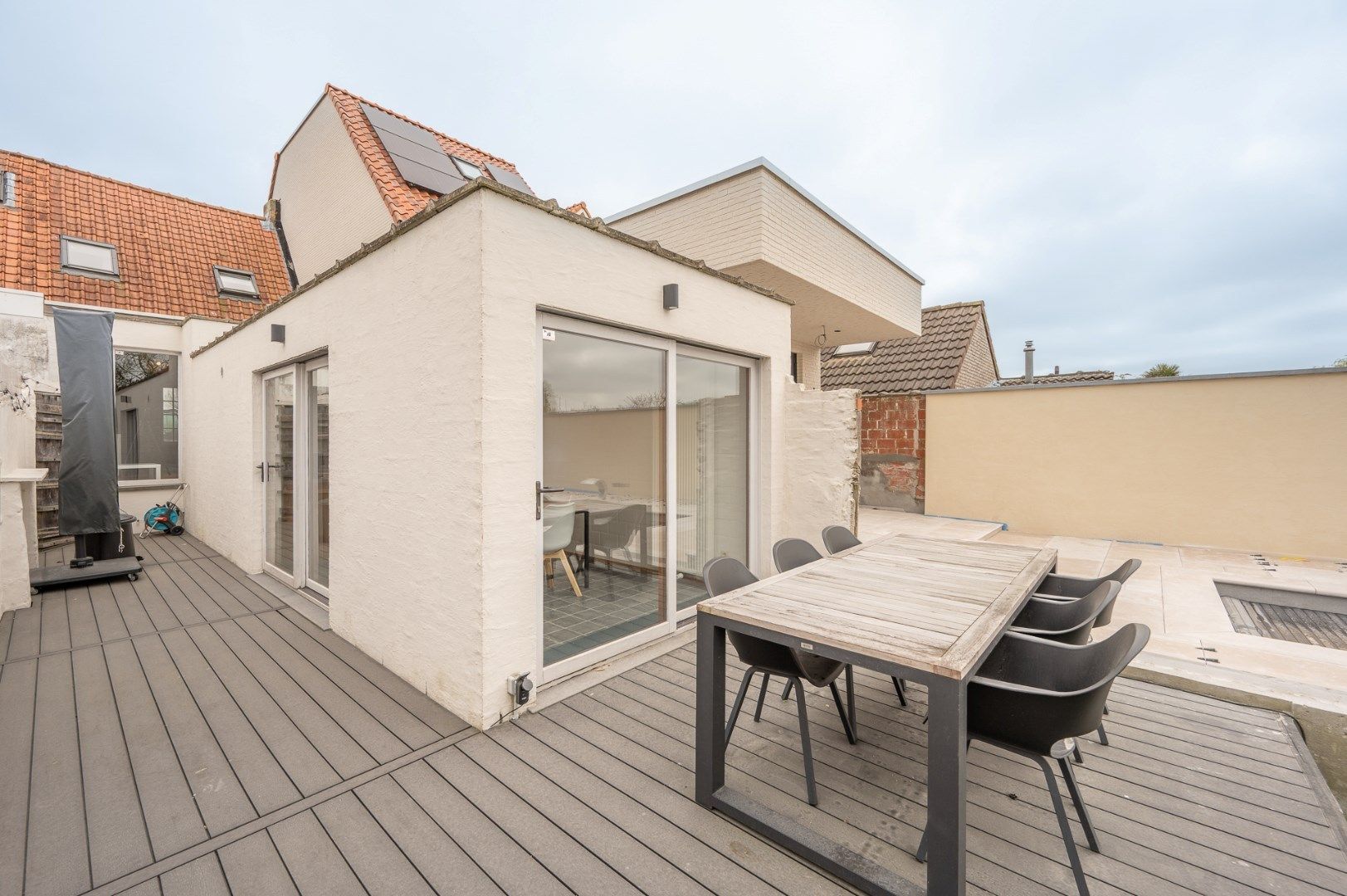 Mooi gemeubeld huis nabij het centrum foto 4