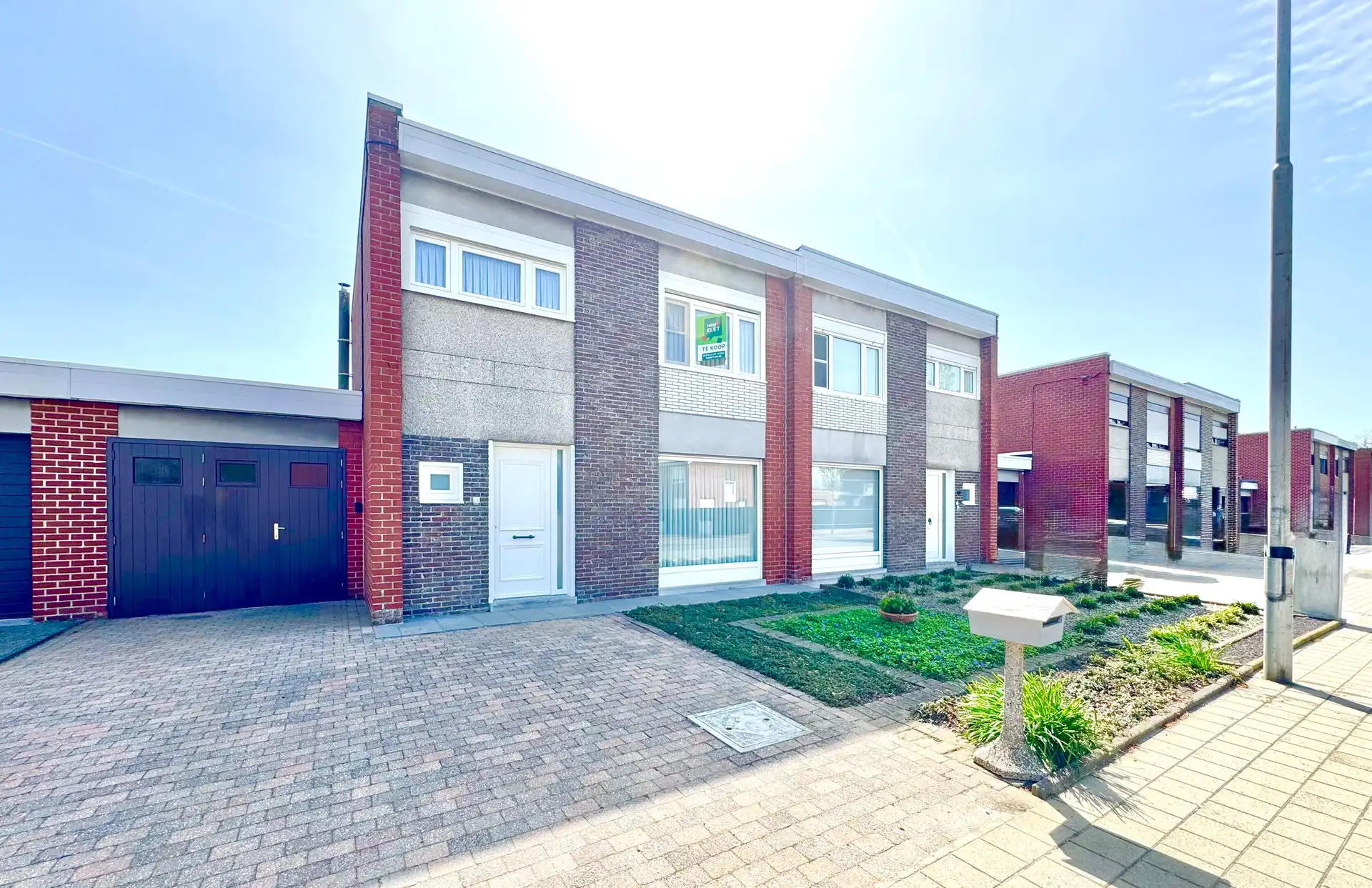 WONING | 3 KAMERS | TUIN | GARAGE | 330 M² foto 2