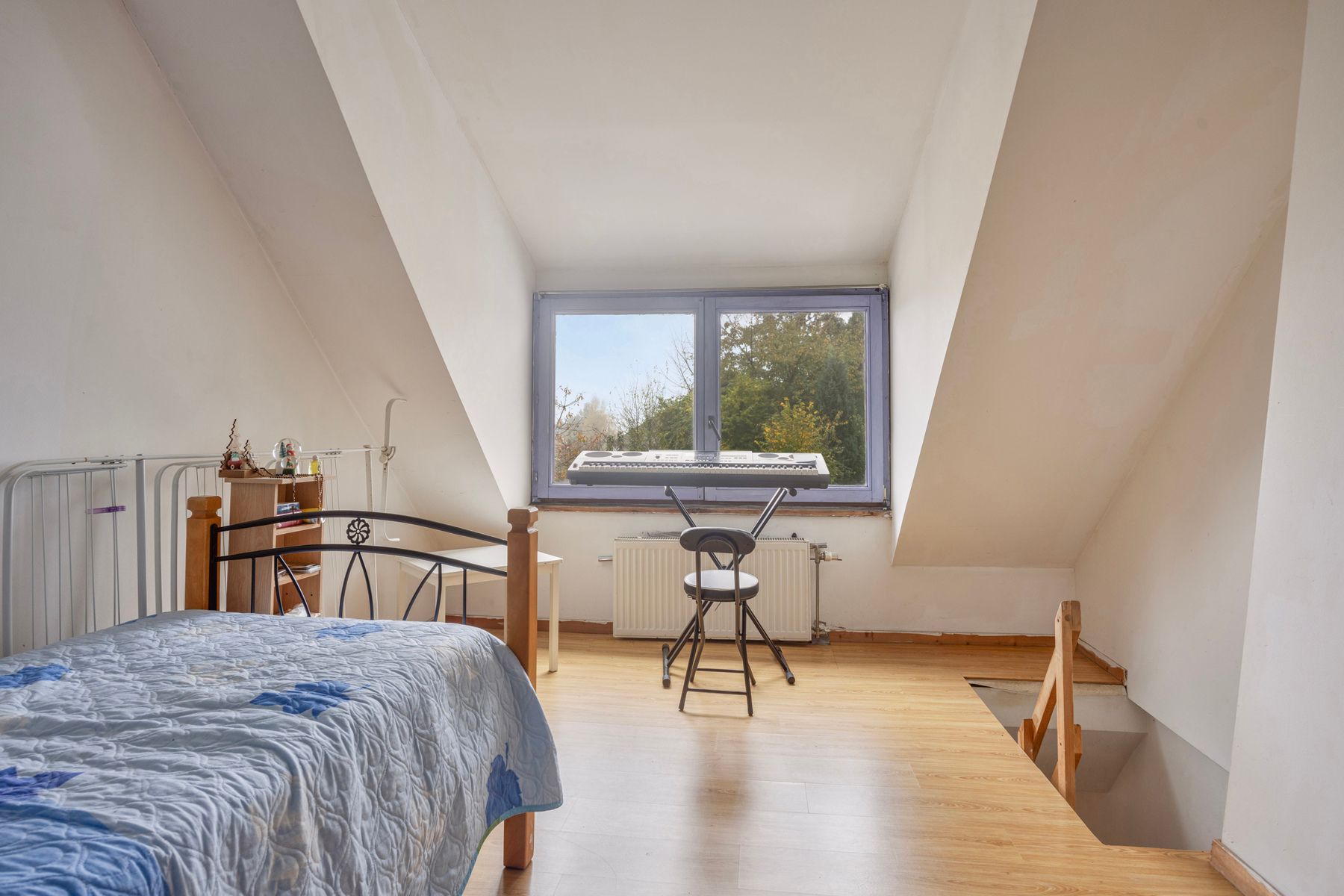 Woning met 3 slaapkamers, grote tuin, uitstekende ligging foto 9