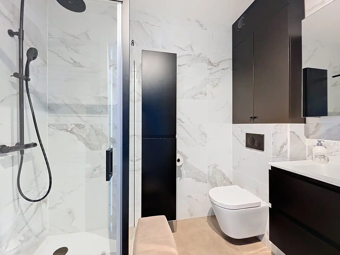 Ruim hoekappartement met uitzicht op zee en duinen foto 7