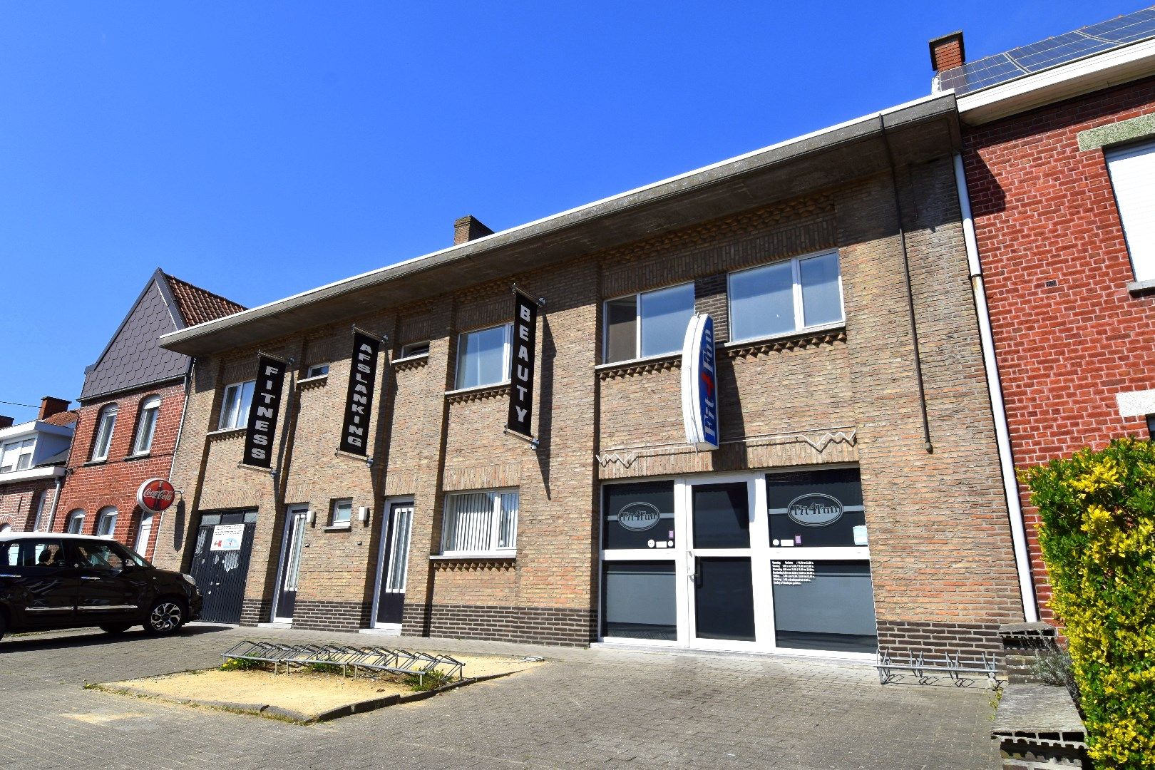Multi-functionele eigendom met apart woongedeelte te koop in Gullegem foto 23