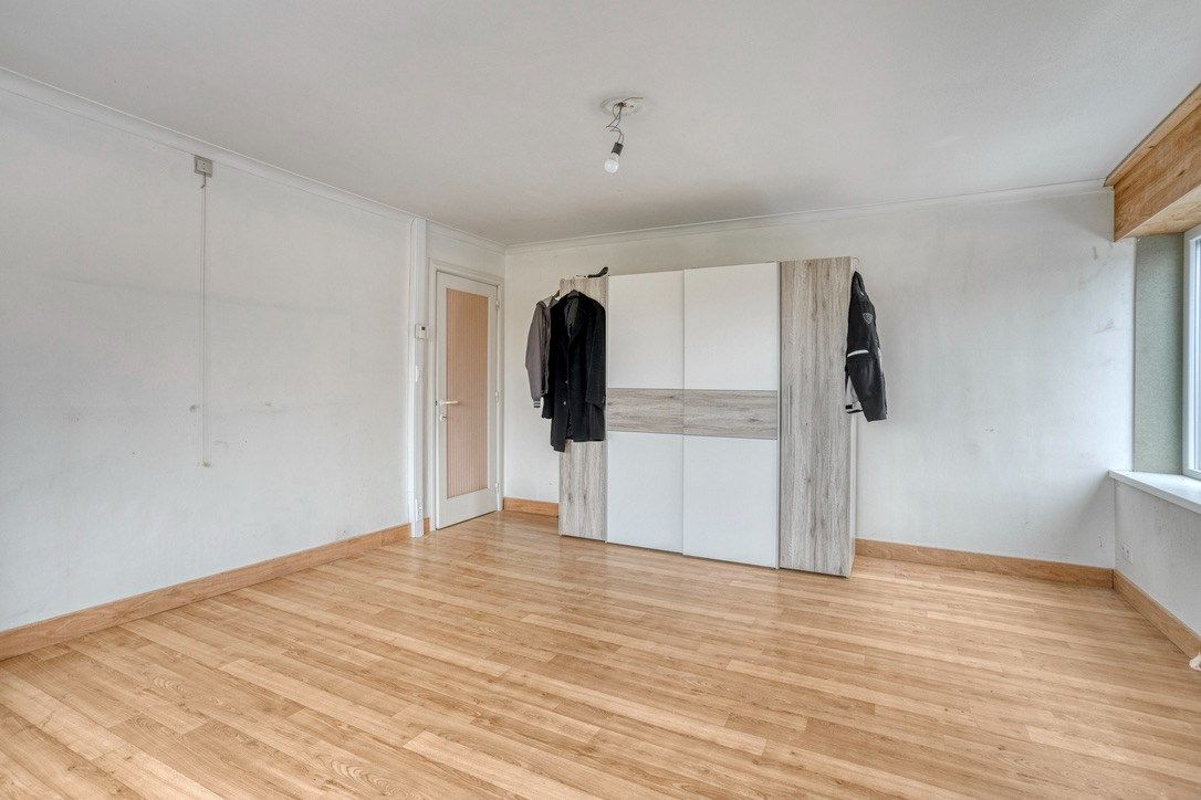 Halfopen bebouwing met werkplaats en loods te koop te Vichte. foto 13