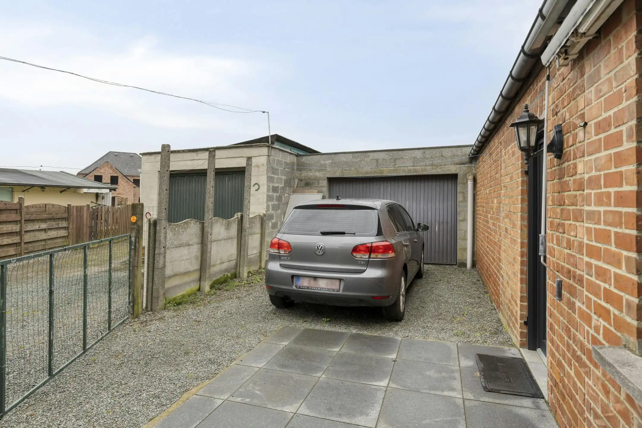 Ruime instapklare woning met 2 slaapkamers te koop in Leest foto 16