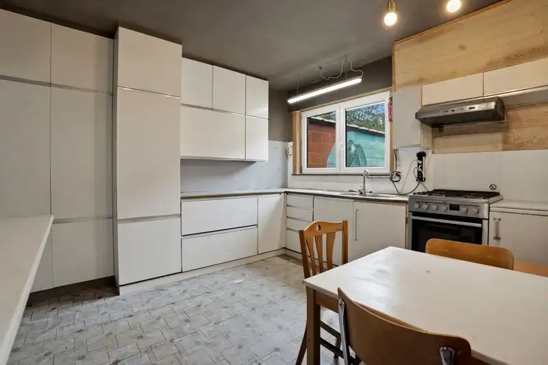 Commercieel pand met woonst en feestzaal op zichtbare locatie te Tielt 🏠 foto 8