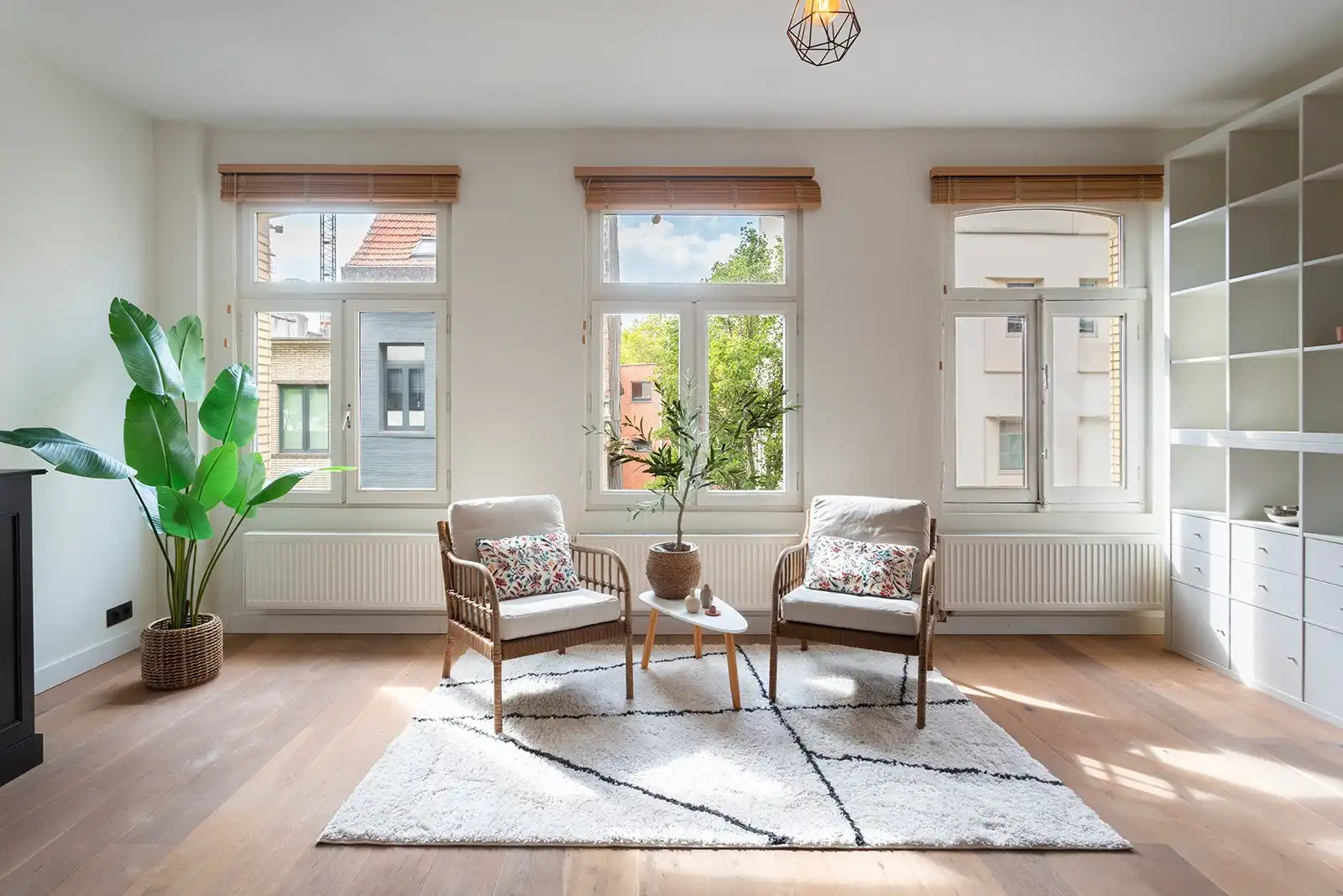Duplex met terras in bruisende buurt foto 6