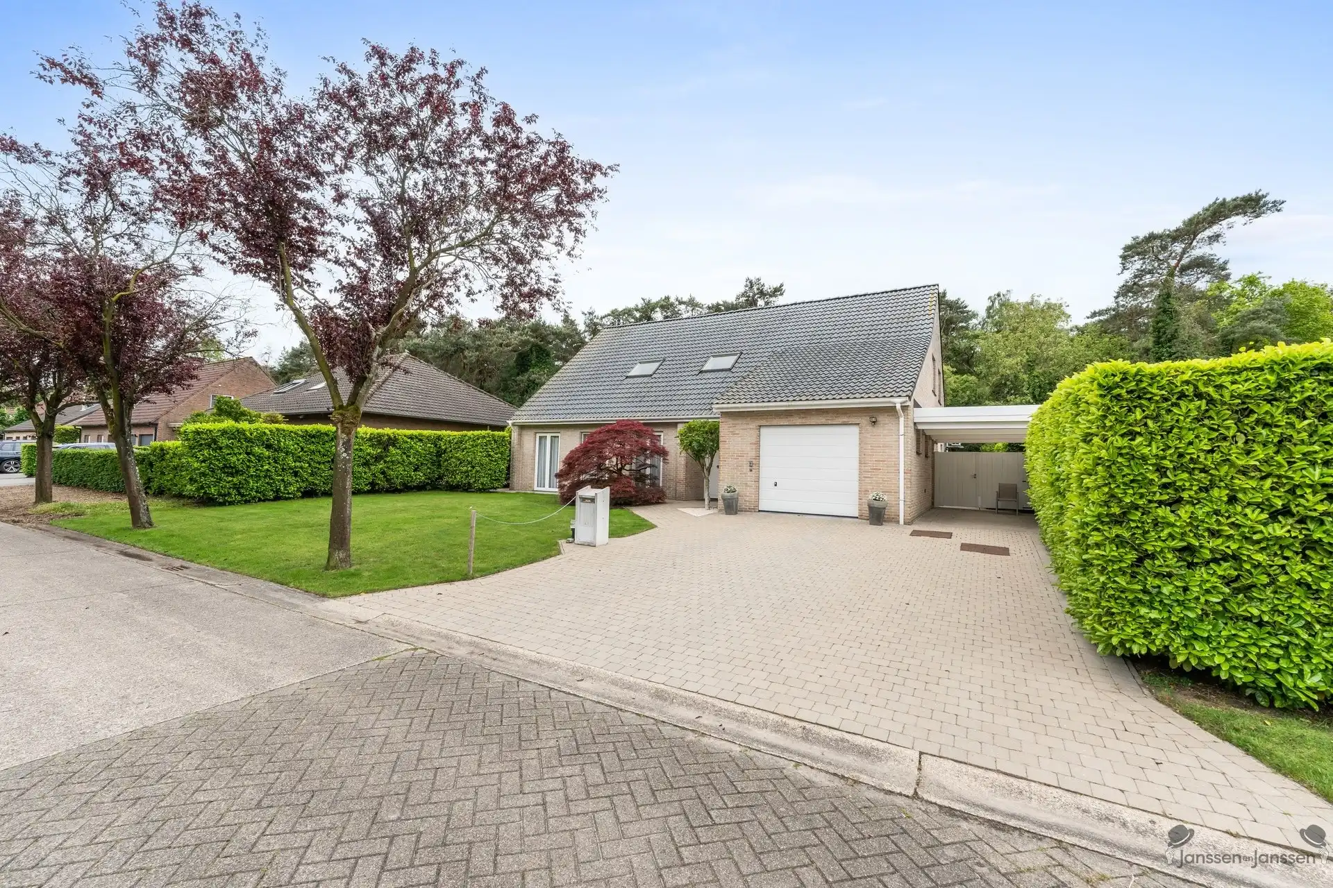 Prachtige lichtrijke villa met 4 slaapkamers op 826m². foto 26