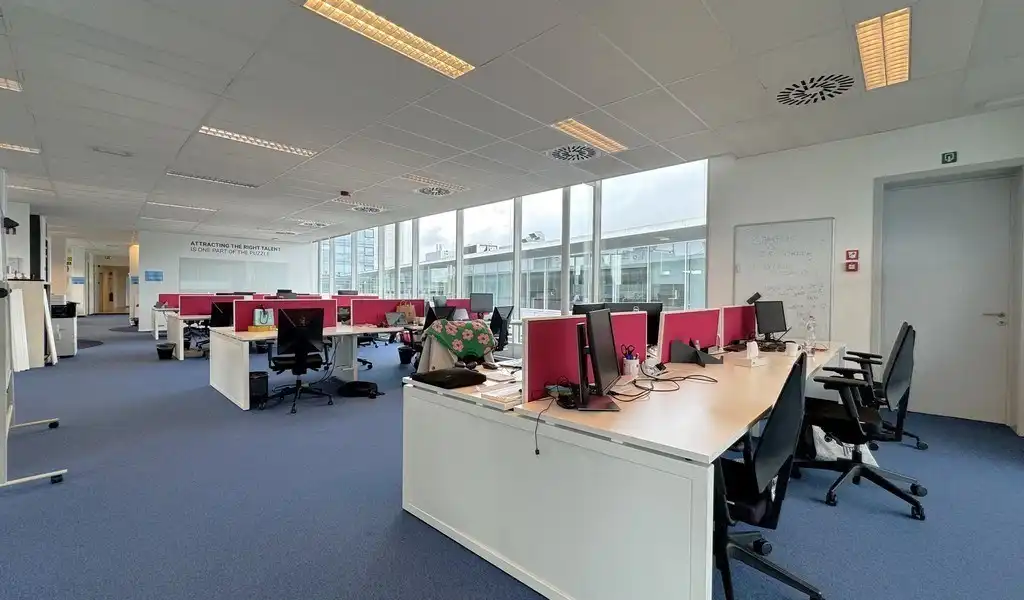 Instapklare kantoren te huur in Antwerp Ring Center foto 12