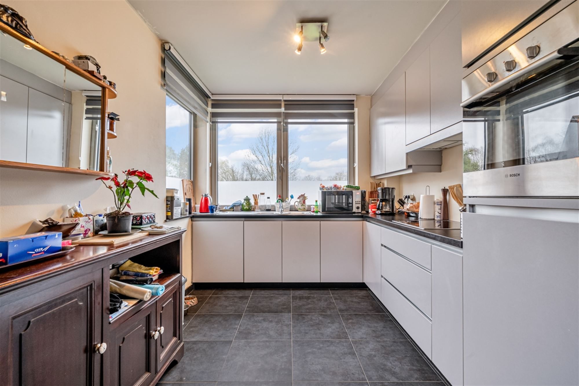 Gelijkvloers appartement met tuin en 2 slaapkamers foto 7