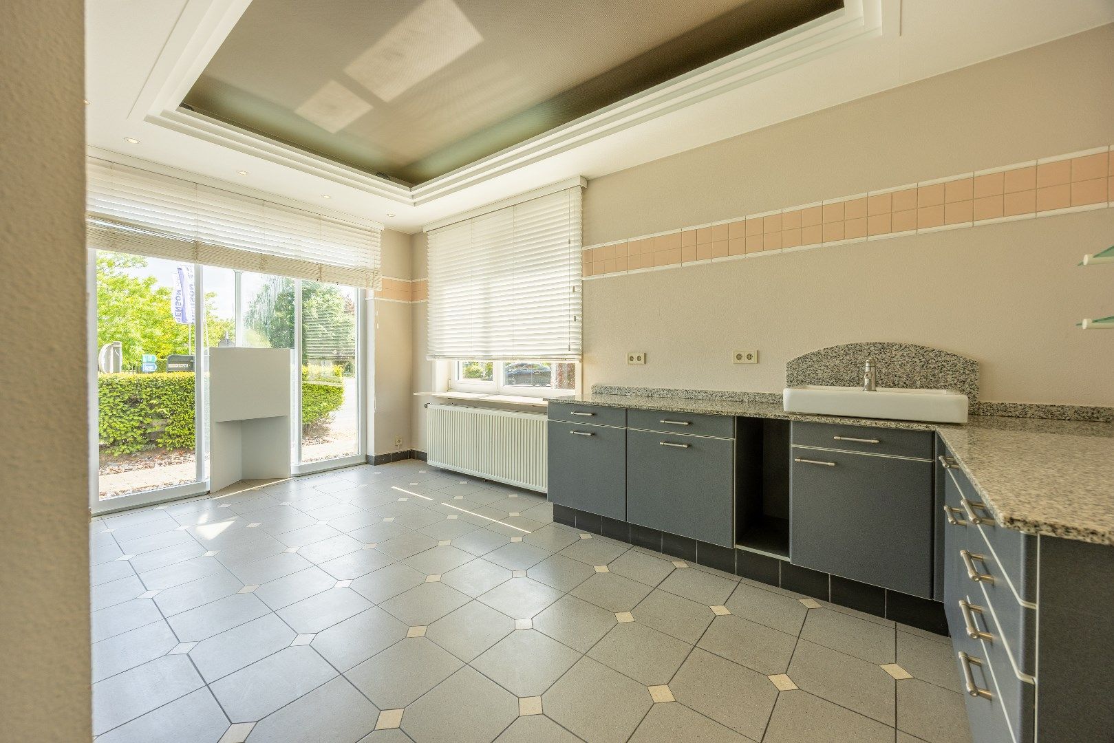 COMMERCIEEL PAND OP TOPLOCATIE IN WAREGEM foto 4