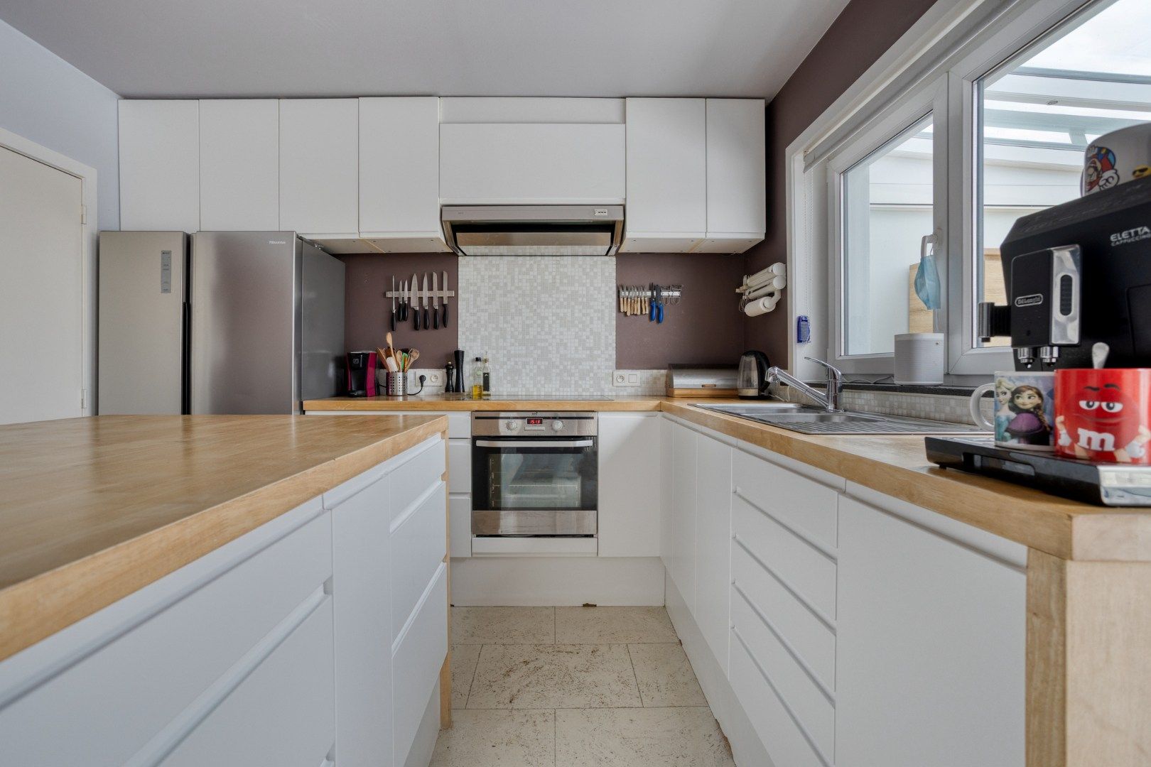 Ruime woning met 3 slaapkamers, garage en tuin! foto 4