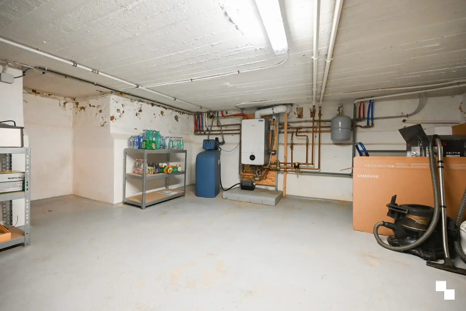 Karaktervolle woning met handelsruimte nabij het centrum van Izegem foto 29