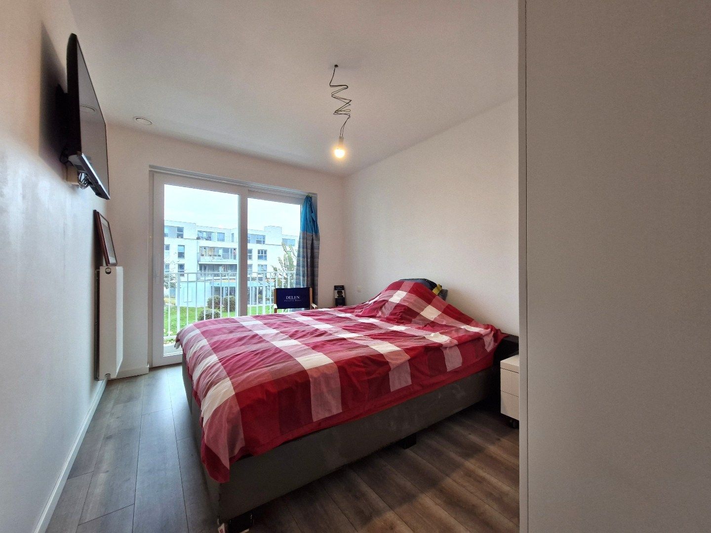 Nieuwbouwappartement met twee grote terrassen met open zichten over de jachthaven. foto 9