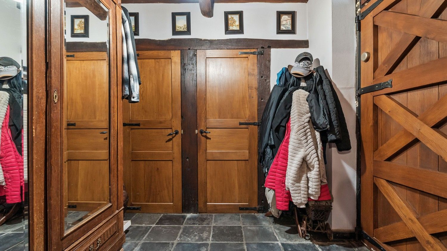 Gelijkvloerse woning in hoevestijl in hartje Wellen foto 2