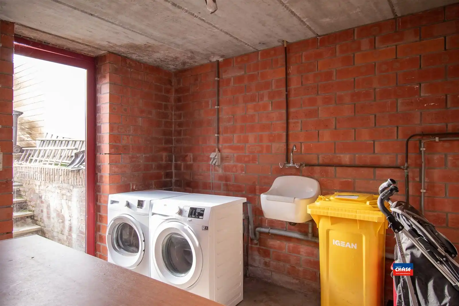 Woning met 5 slaapkamers en zonnige tuin foto 18