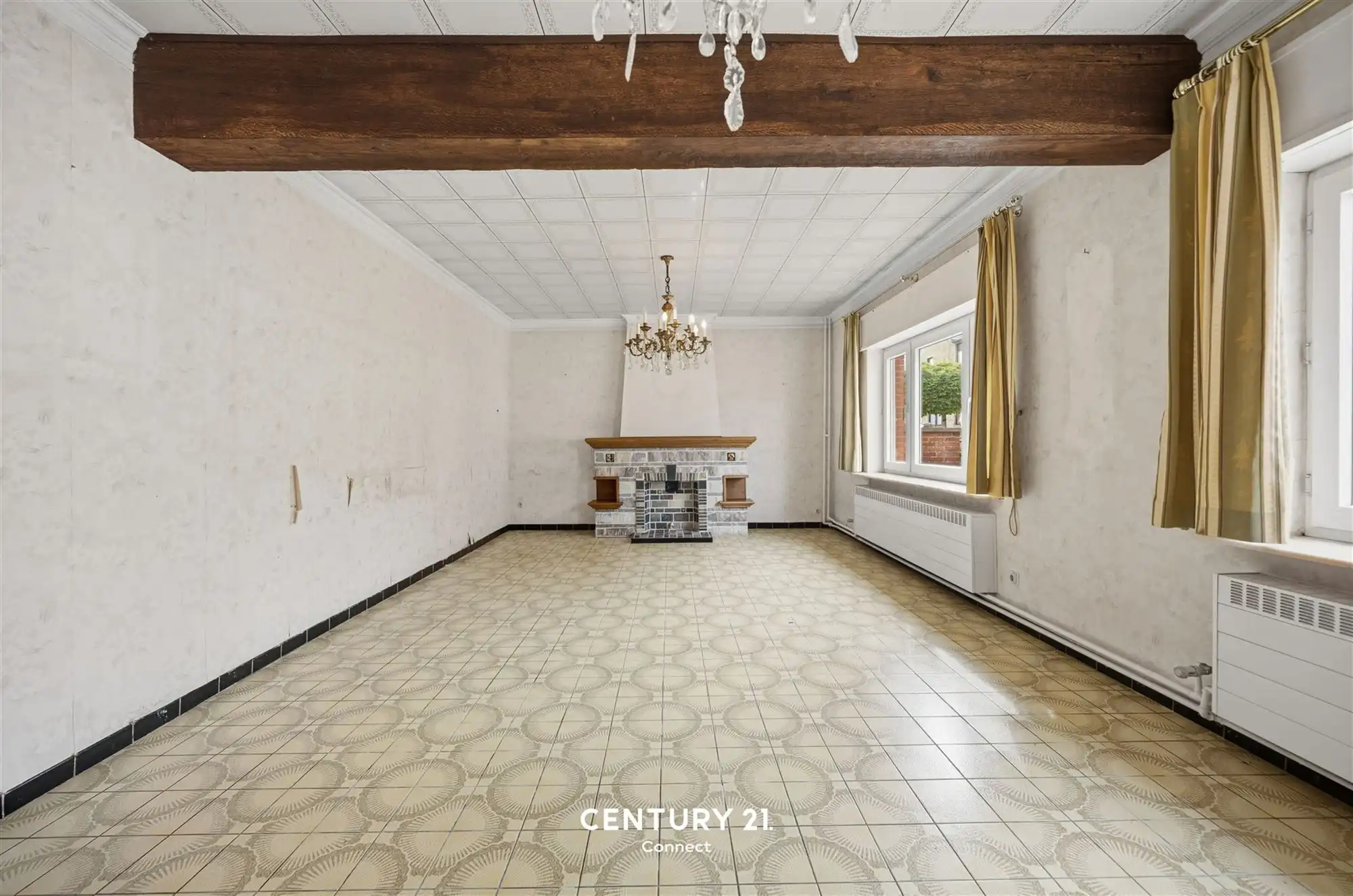 Te renoveren Hoeve te Vissenaken. foto 3