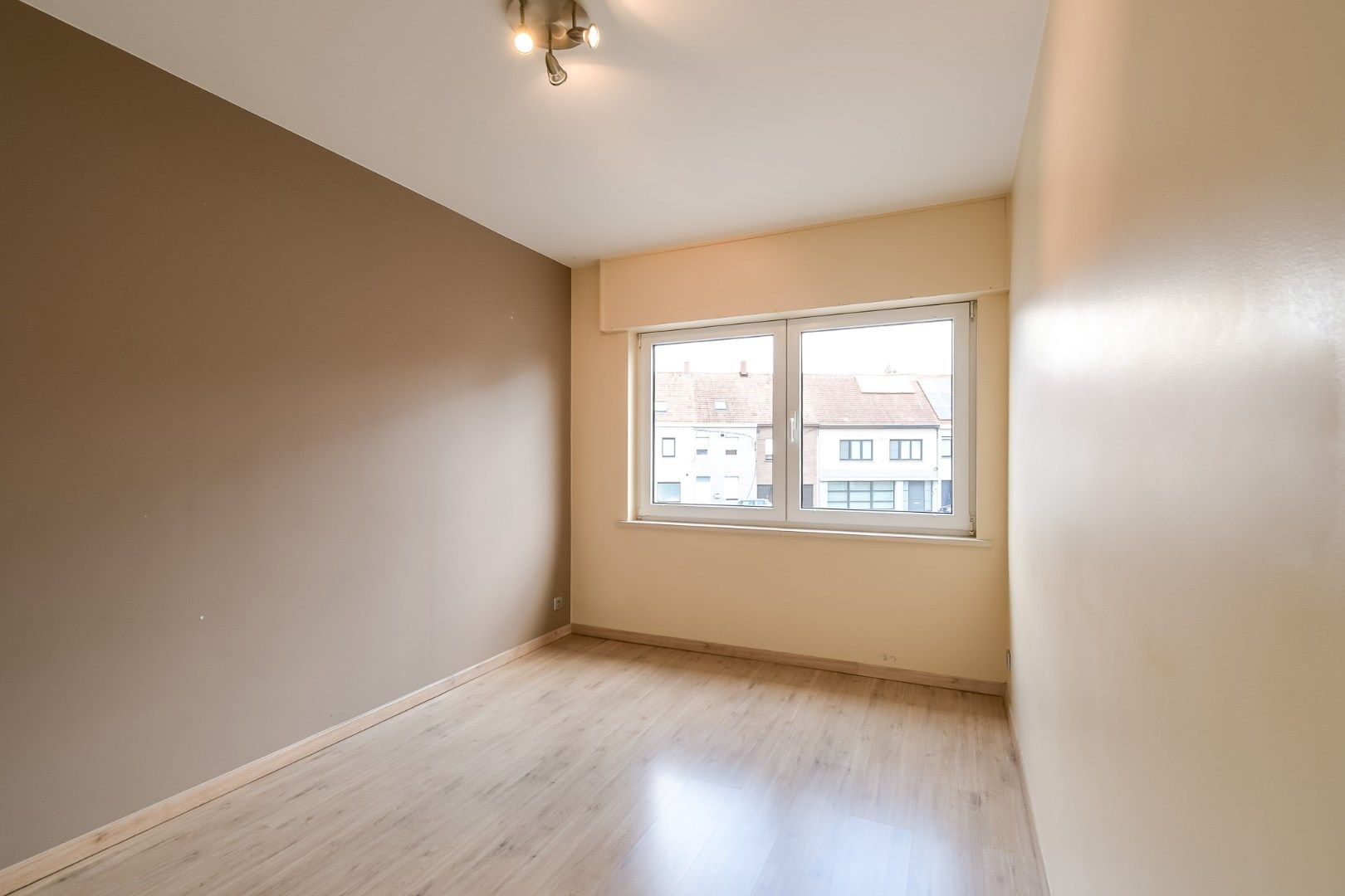Instapklare woning op een rustige ligging! foto 9