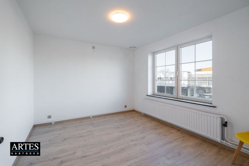 Charmante woning met 3 slaapkamers foto 18