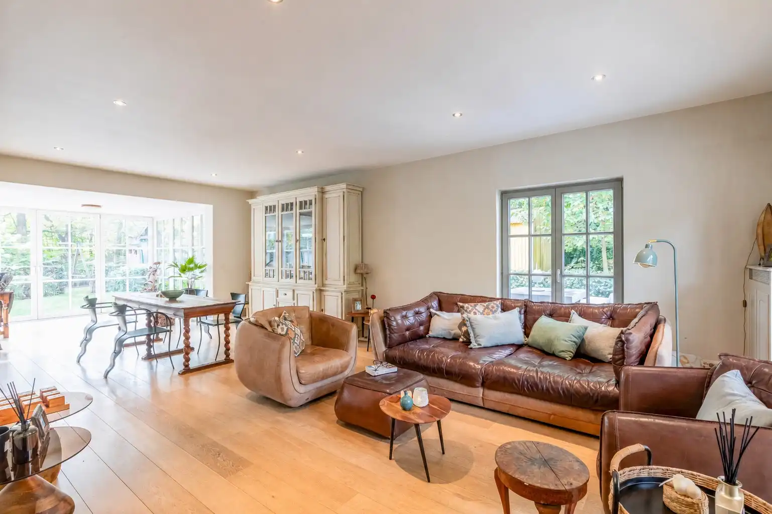 Prachtige villa te Waasmunster, temidden van groen foto 6