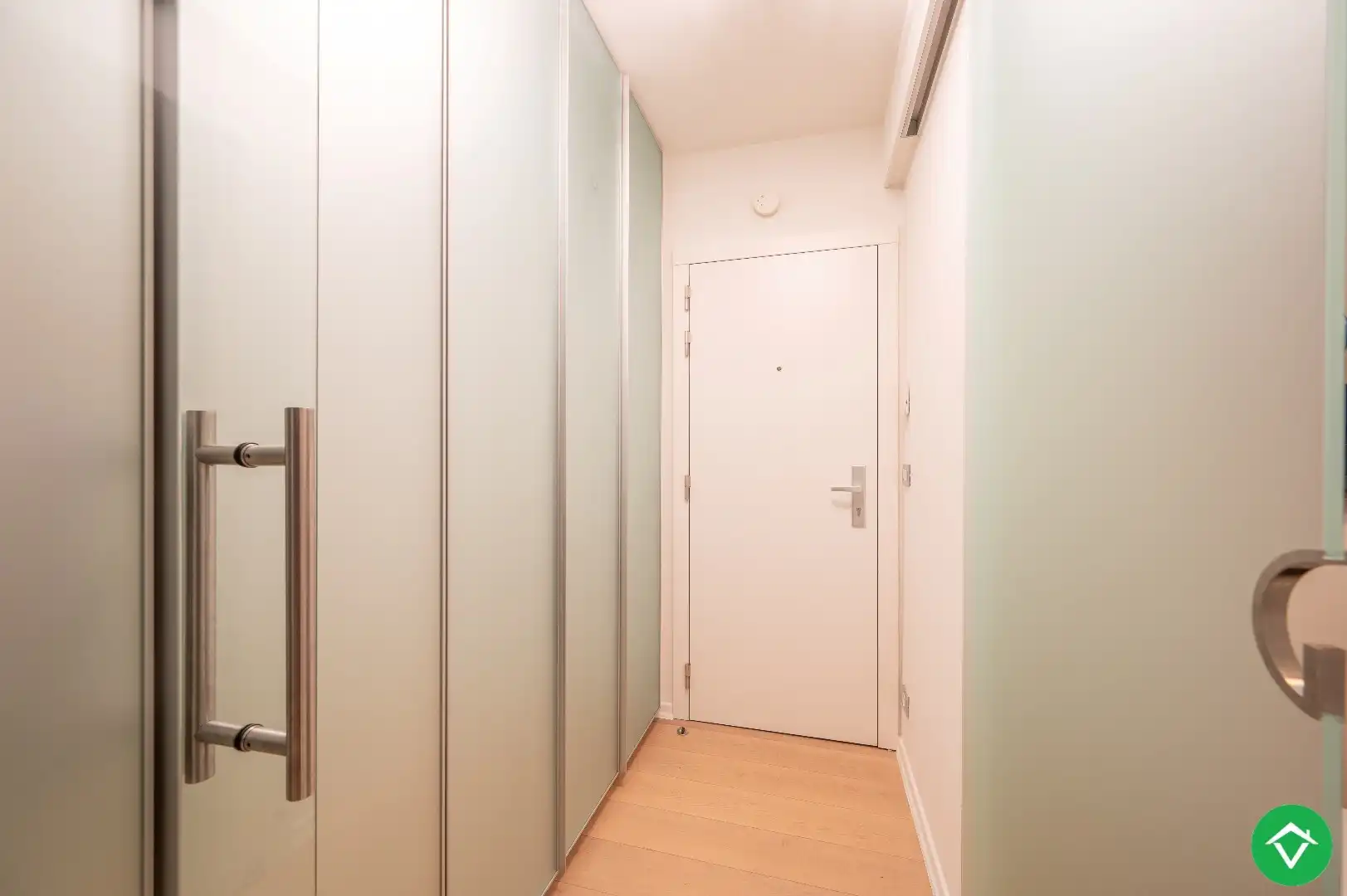 Centraal gelegen studio in dé winkelstraat van Knokke foto 7