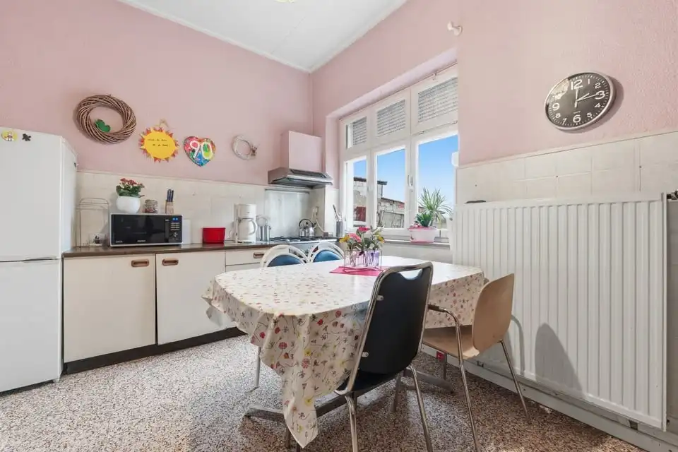 OP TE FRISSEN WOONST MET VEEL POTENTIEEL IN ORSMAAL foto 8