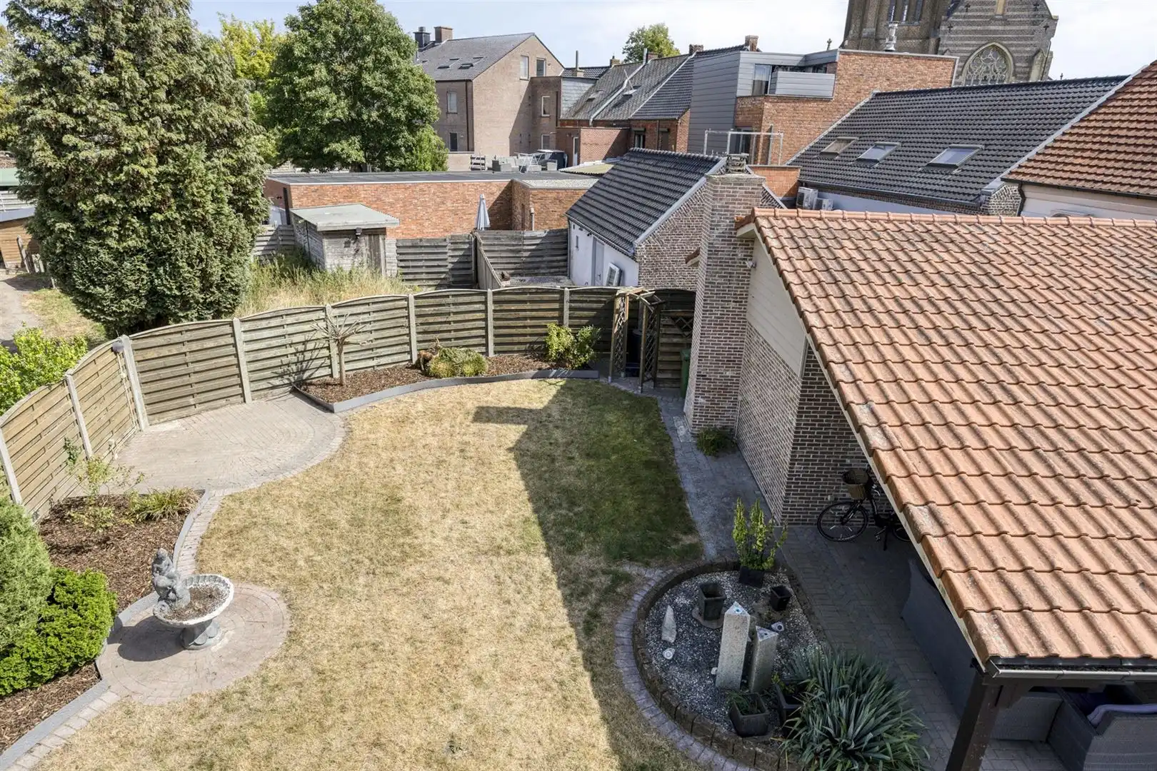 TE KOOP: Woning met handelsruimte en appartement in Eksel! foto 52