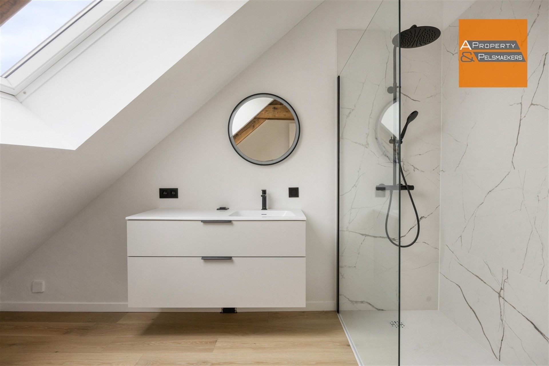 Volledig gerenoveerde, instapklare woning gelegen in Wilsele. foto 14