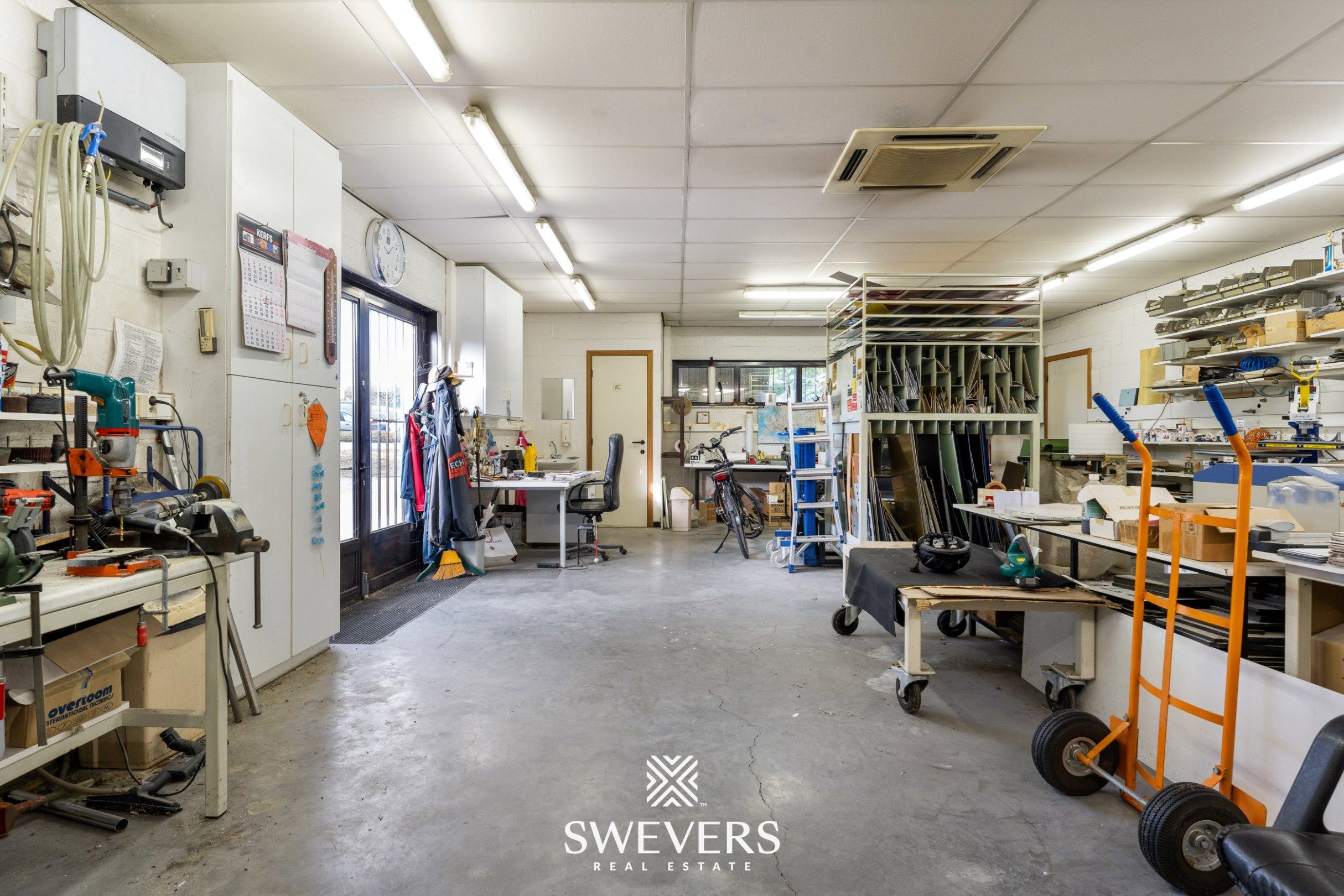 Op te frissen gezinswoning met werkplaats in centrum Helchteren foto 28