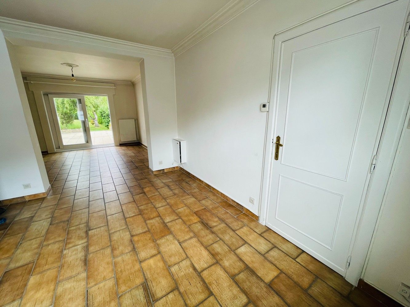 Vooraan Sint-Pieters, Energiezuinig gezellig INSTAPKLAAR woonhuis met GROTE TUIN , 2 Grote slaapkamers, 9 ZONNEPANELEN. foto 3