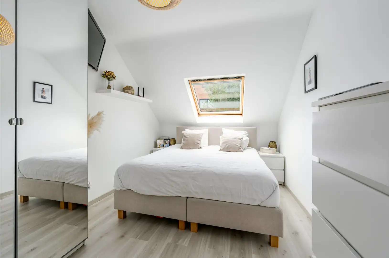 Instapklare recente woning in een doodlopende straat met EPC-label A foto 15