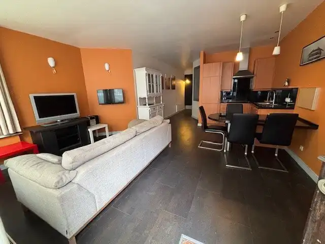 handelsgelijkvloers in het bruisende Mariakerke foto 2