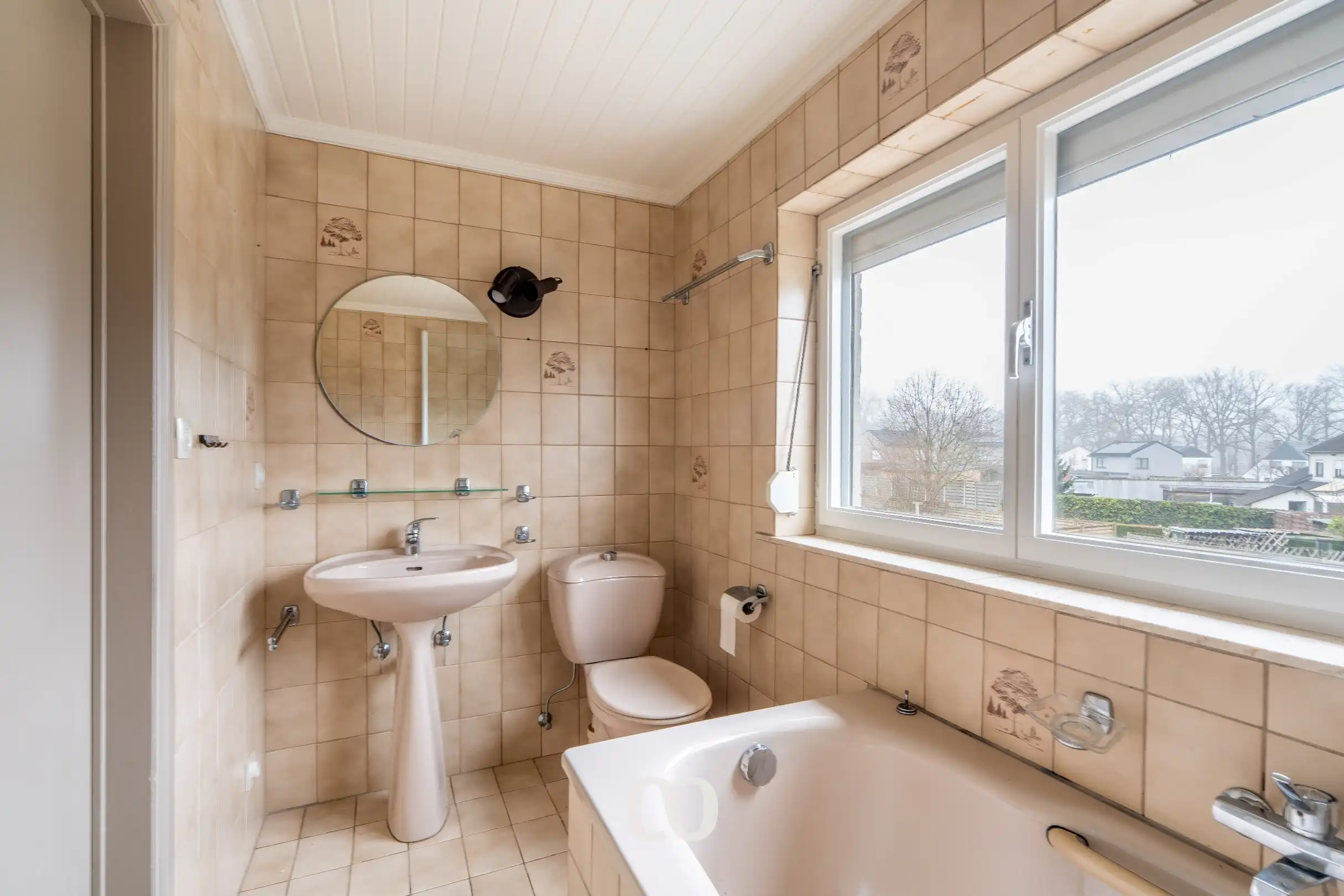 Gezellige gezinswoning met 4 slaapkamers in het landelijke Lozer foto 10